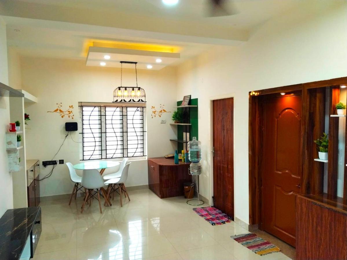 Asshappystayinn Hotel Tiruchirappalli Buitenkant foto